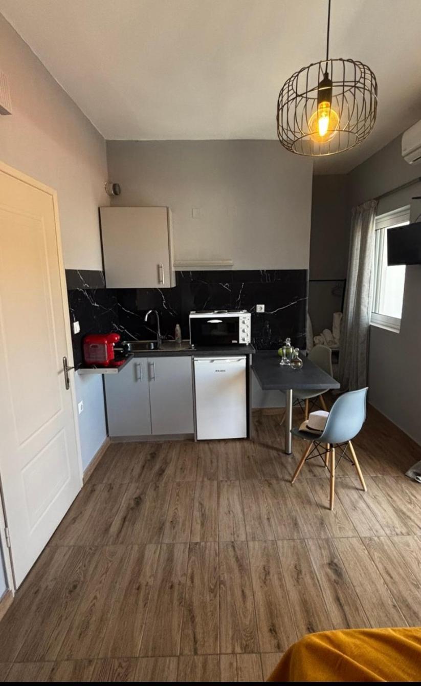 Spiros Apartment In The Center Of Preveza Dodonis 32 Exteriör bild